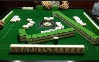 网红打麻将吃瓜图片真实